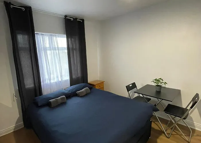 Comfort Triple Near Airport - 4 * ダブリン